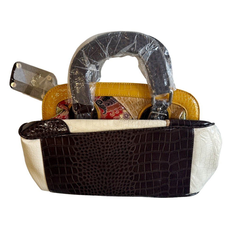 Victoria Collection Patchwork Handbag - Picture 4 of 8